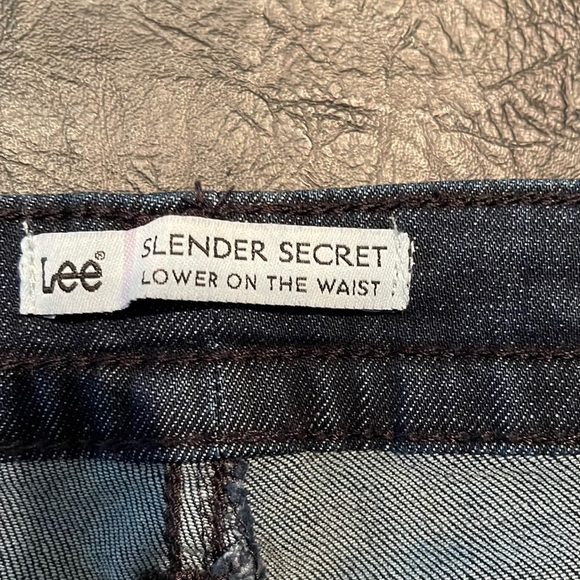 Lee jeans, size 12 M, NWT - Picture 4 of 7